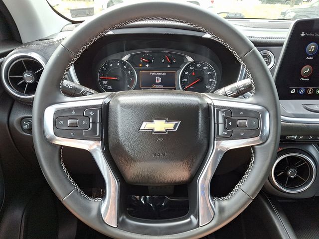 Thumbnail: 2023 Chevrolet Blazer - 18