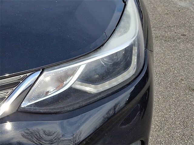 Thumbnail: 2016 Chevrolet Cruze - 9