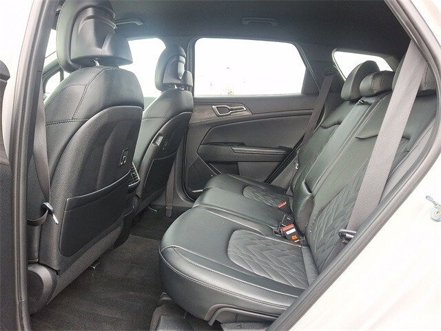 Thumbnail: 2023 Kia Sportage - 10