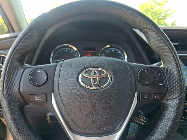 Thumbnail: 2017 Toyota Corolla - 18