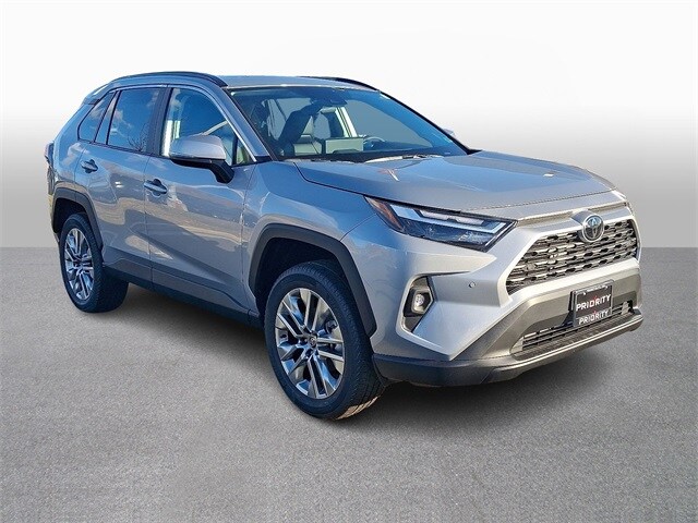 Thumbnail: 2025 Toyota RAV4 - 3
