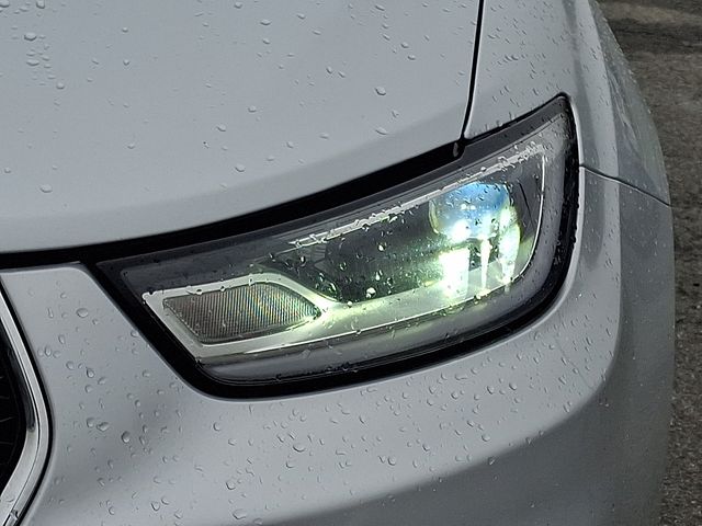 Thumbnail: 2024 Chrysler Pacifica - 9