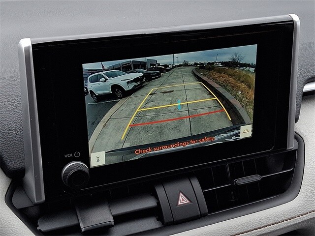 Thumbnail: 2025 Toyota RAV4 - 16