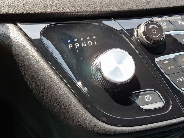 Thumbnail: 2025 Chrysler Pacifica - 15