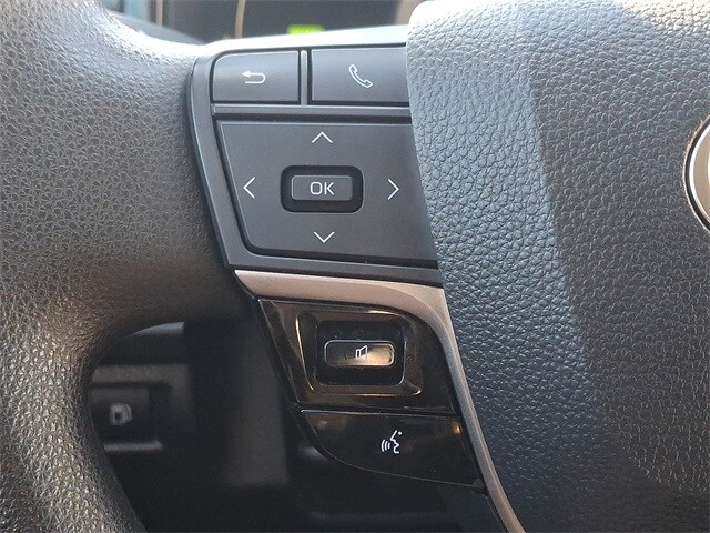 Thumbnail: 2025 Toyota Camry - 20