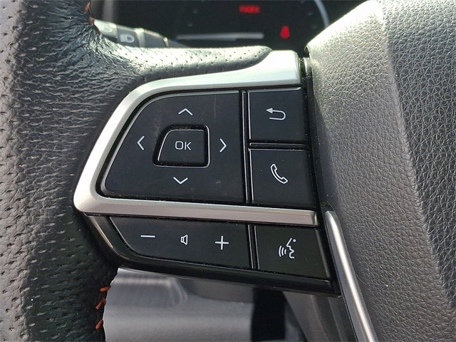 Thumbnail: 2023 Toyota Sienna - 22