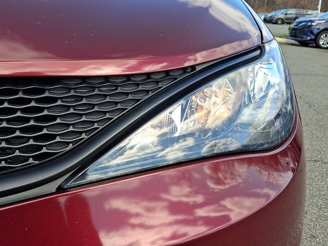 Thumbnail: 2023 Chrysler Voyager - 9