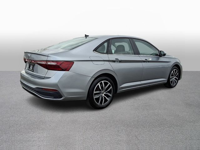 Thumbnail: 2025 Volkswagen Jetta - 4