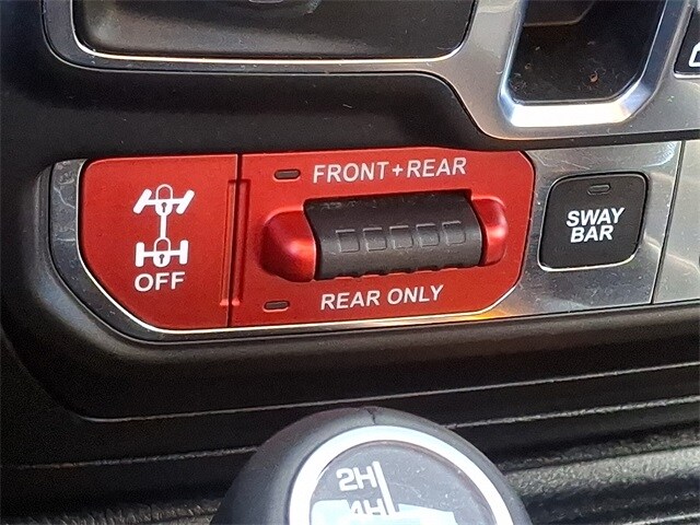 Thumbnail: 2020 Jeep Wrangler - 25