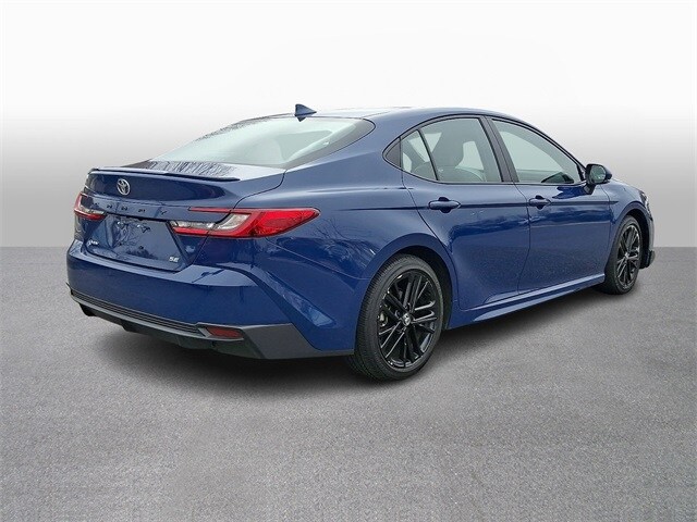 Thumbnail: 2025 Toyota Camry - 4