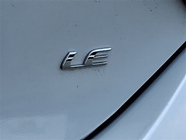 2019 Toyota Corolla LE 29
