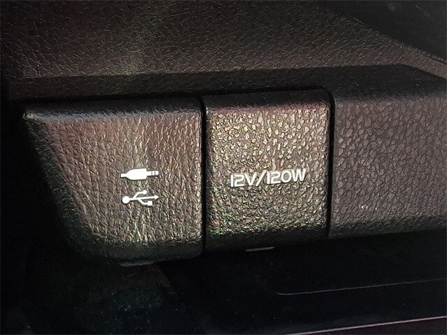 Thumbnail: 2019 Toyota Camry - 28