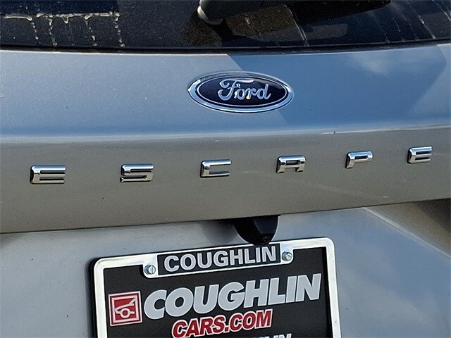 Thumbnail: 2023 Ford Escape - 29