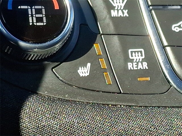 Thumbnail: 2023 Chevrolet Malibu - 25