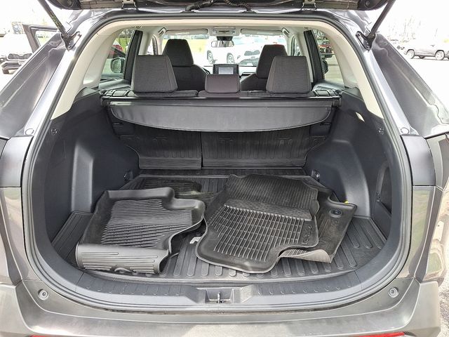 Thumbnail: 2022 Toyota RAV4 - 27