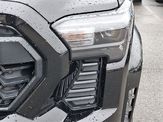 Thumbnail: 2025 Toyota Tacoma - 9