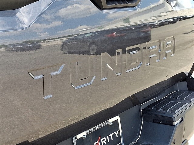 Thumbnail: 2023 Toyota Tundra - 23