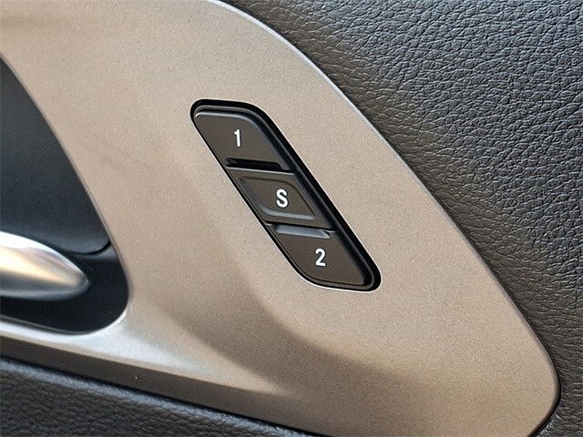Thumbnail: 2025 Chrysler Pacifica - 26