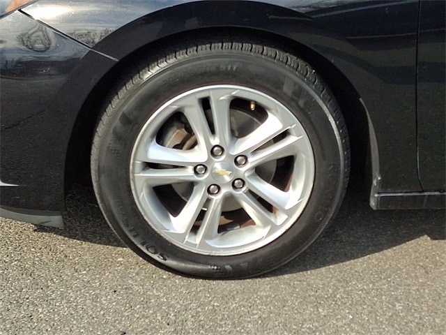 Thumbnail: 2016 Chevrolet Cruze - 8