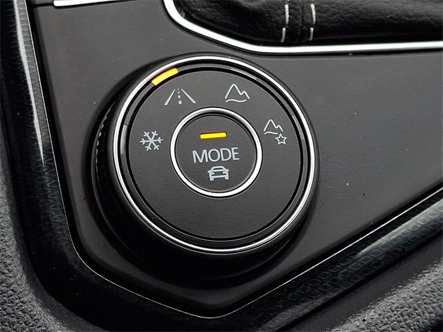 Thumbnail: 2025 Volkswagen Taos - 23