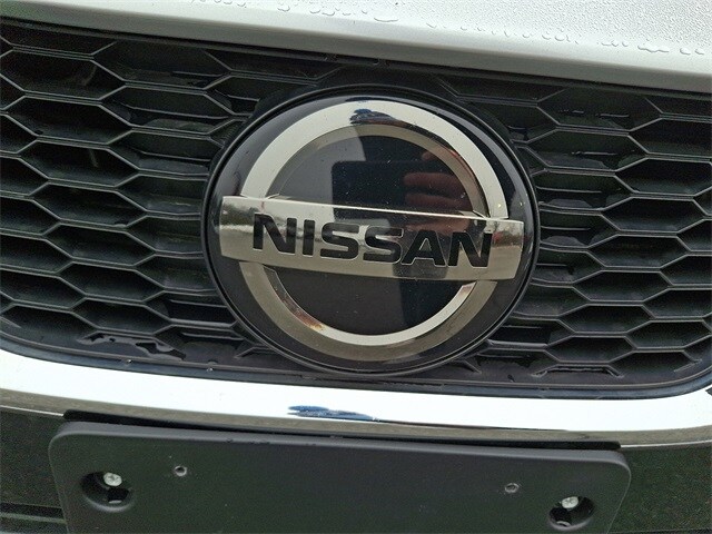 Thumbnail: 2021 Nissan Versa - 10