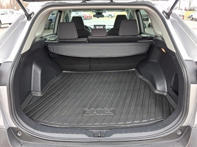 Thumbnail: 2021 Toyota RAV4 - 29