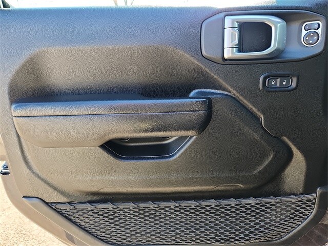 Thumbnail: 2025 Jeep Wrangler - 13