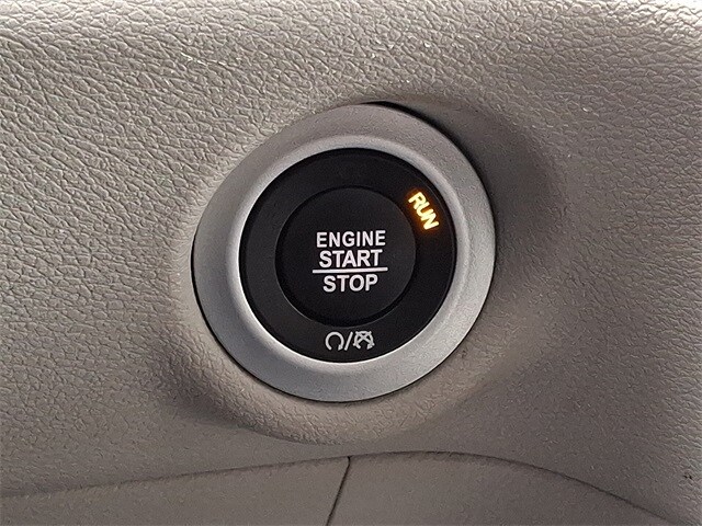 Thumbnail: 2024 Chrysler Pacifica - 23