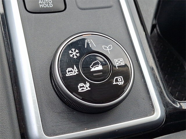 Thumbnail: 2025 Nissan Pathfinder - 25