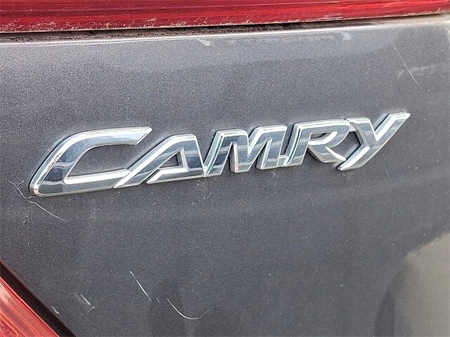 Thumbnail: 2014 Toyota Camry - 8