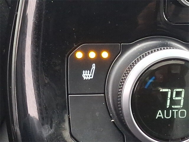 Thumbnail: 2021 Toyota Highlander - 28