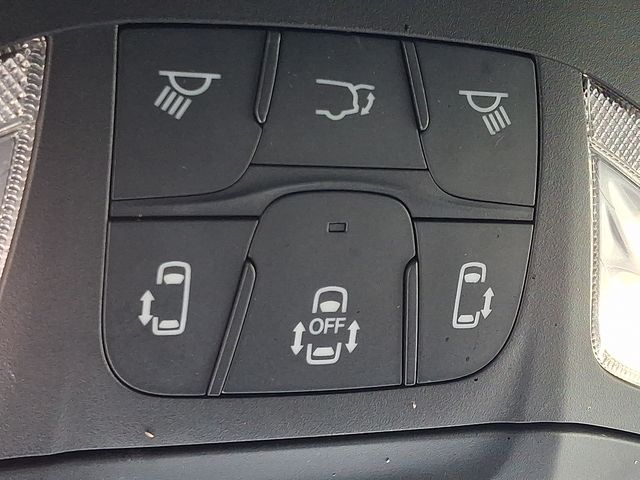 Thumbnail: 2025 Chrysler Pacifica - 25