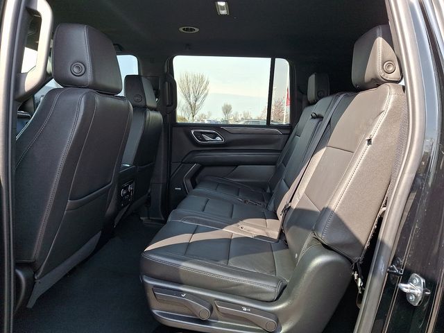 Thumbnail: 2023 Chevrolet Suburban - 10