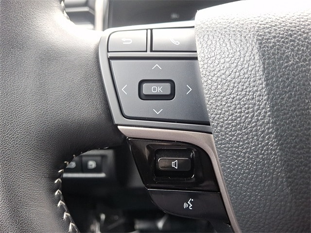 Thumbnail: 2025 Toyota Camry - 19