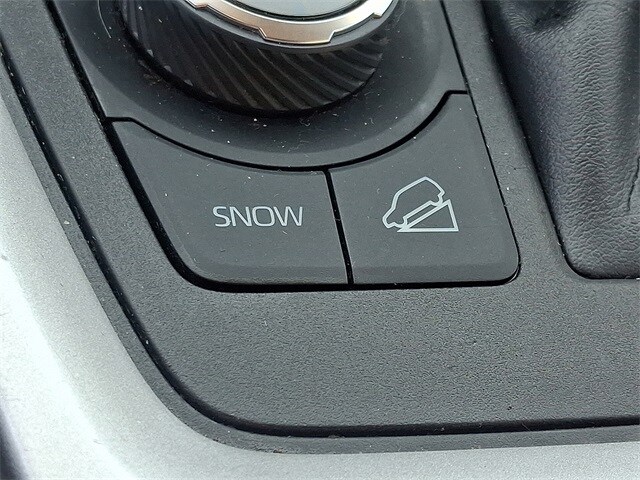 Thumbnail: 2023 Toyota RAV4 - 24