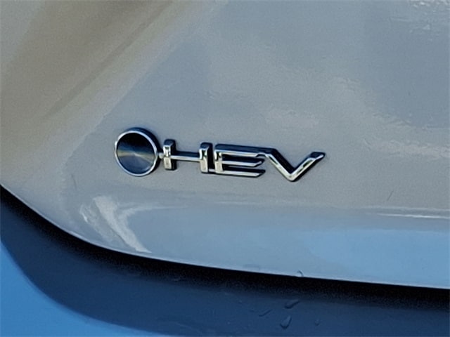 Thumbnail: 2025 Toyota Camry - 32