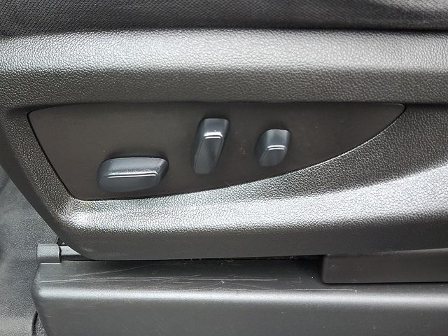 Thumbnail: 2019 Chevrolet Tahoe - 27