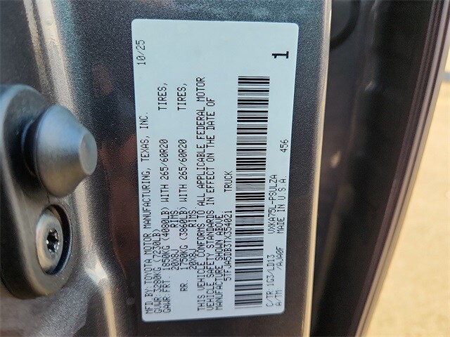 Thumbnail: 2026 Toyota Tundra - 18