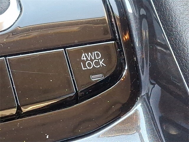 Thumbnail: 2022 Jeep Compass - 25