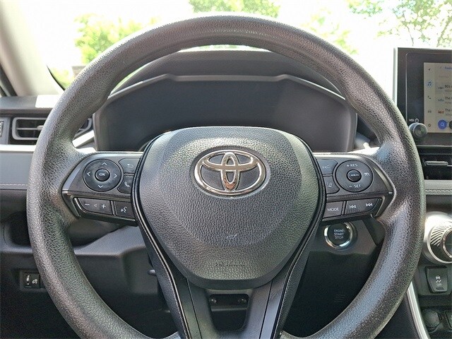 Thumbnail: 2023 Toyota RAV4 - 18