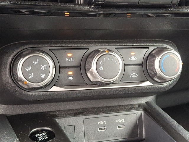 Thumbnail: 2025 Nissan Kicks - 15