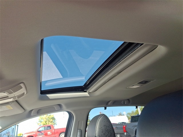 Thumbnail: 2022 Mazda CX-9 - 12