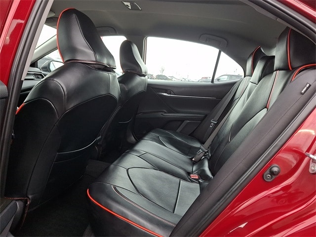 Thumbnail: 2021 Toyota Camry - 10