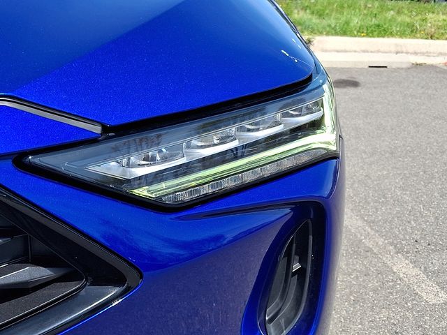 Thumbnail: 2023 Acura MDX - 9