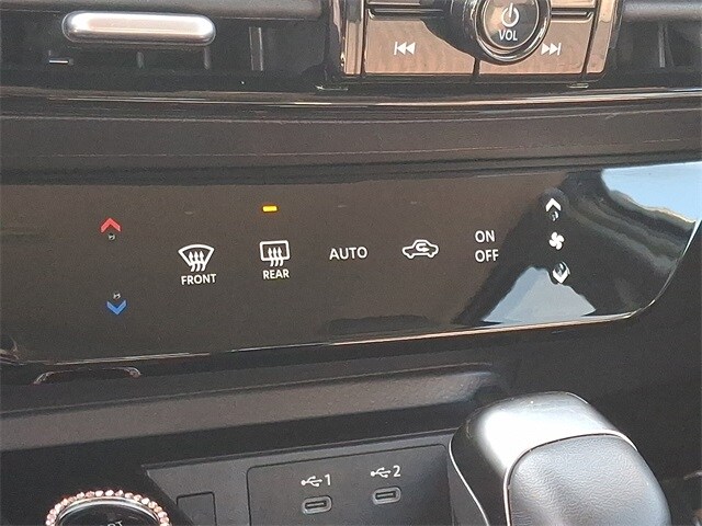 Thumbnail: 2025 Nissan Kicks - 15