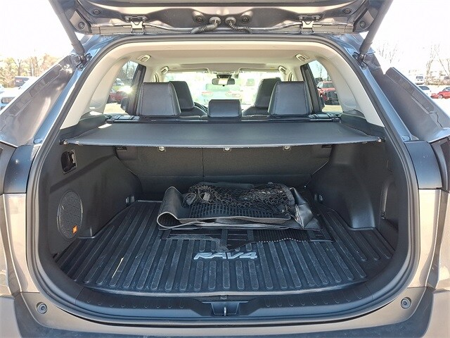 Thumbnail: 2025 Toyota RAV4 - 31