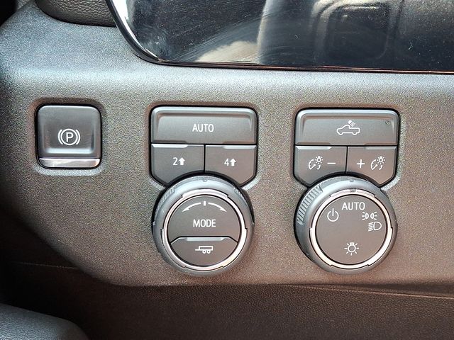 Thumbnail: 2026 Chevrolet Silverado 1500 - 24