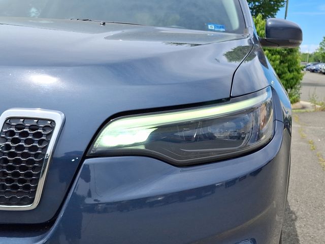 Thumbnail: 2019 Jeep Cherokee - 9