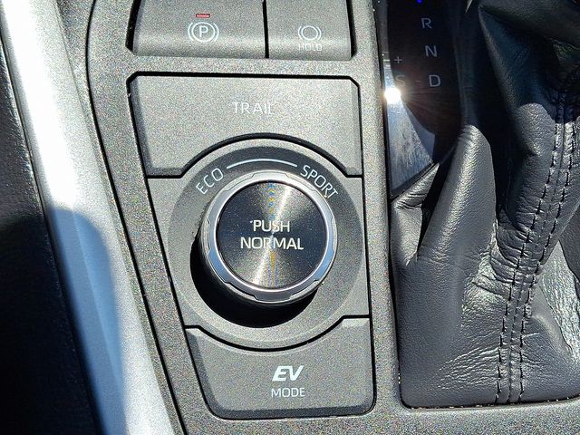 Thumbnail: 2024 Toyota RAV4 - 24
