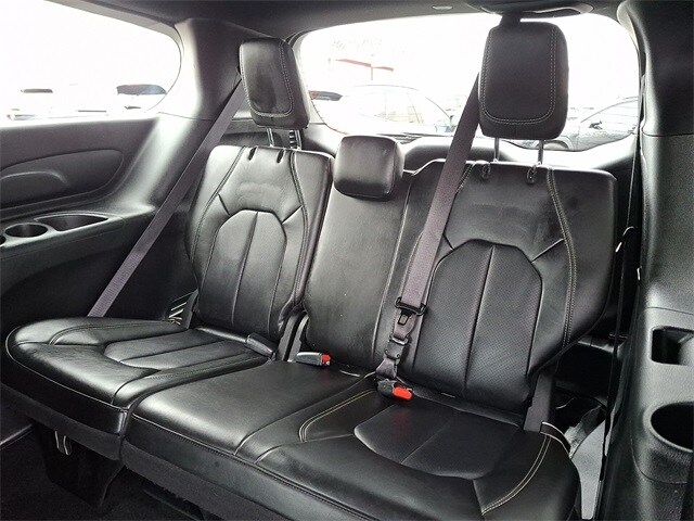 Thumbnail: 2025 Chrysler Pacifica - 12